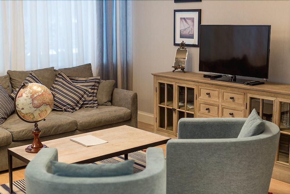 Wooden Villa Apartments Jūrkalne Екстериор снимка