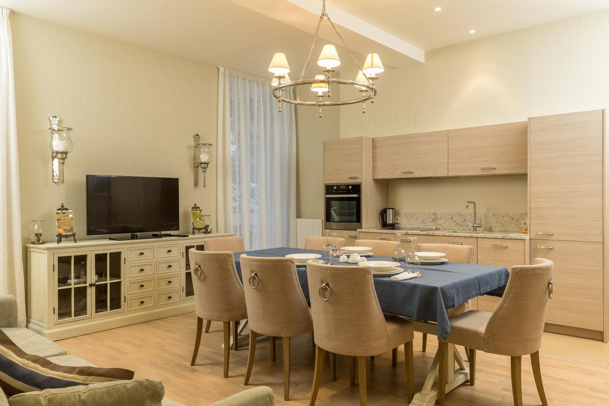 Wooden Villa Apartments Jūrkalne Стая снимка