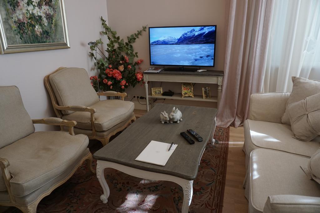 Wooden Villa Apartments Jūrkalne Екстериор снимка