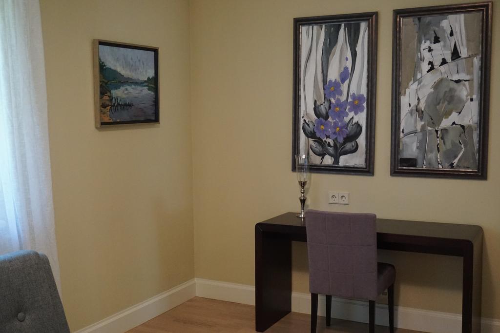 Wooden Villa Apartments Jūrkalne Екстериор снимка