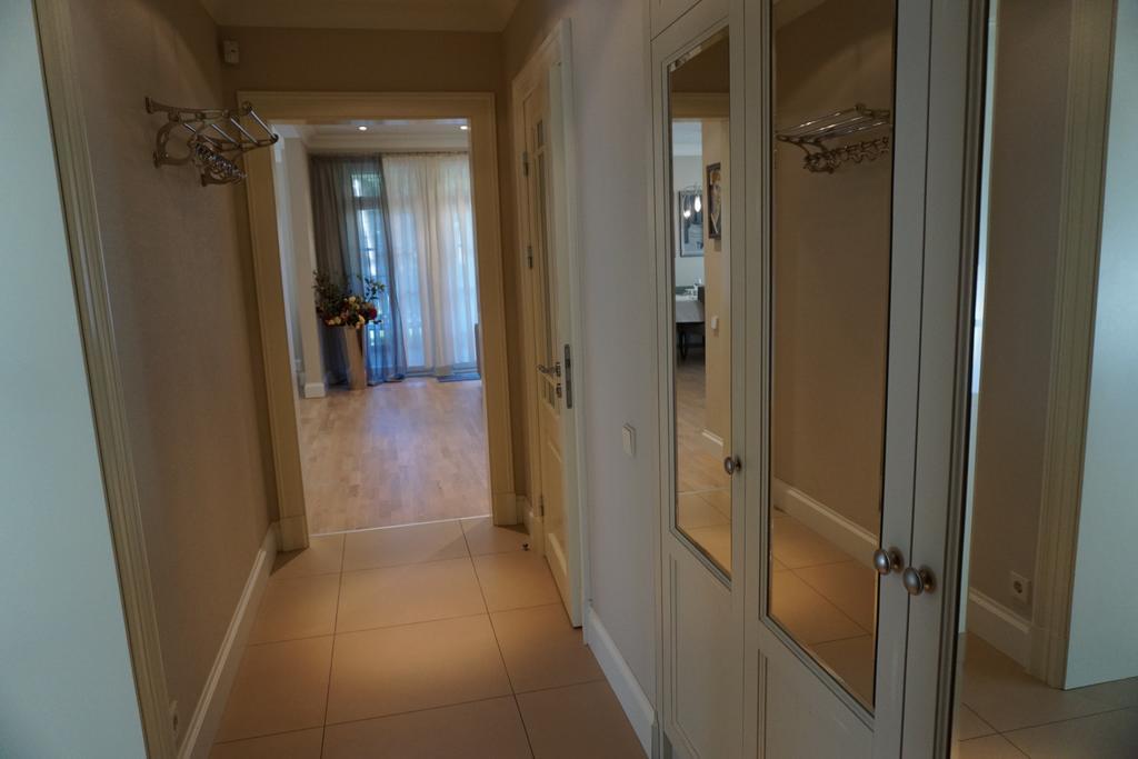 Wooden Villa Apartments Jūrkalne Екстериор снимка