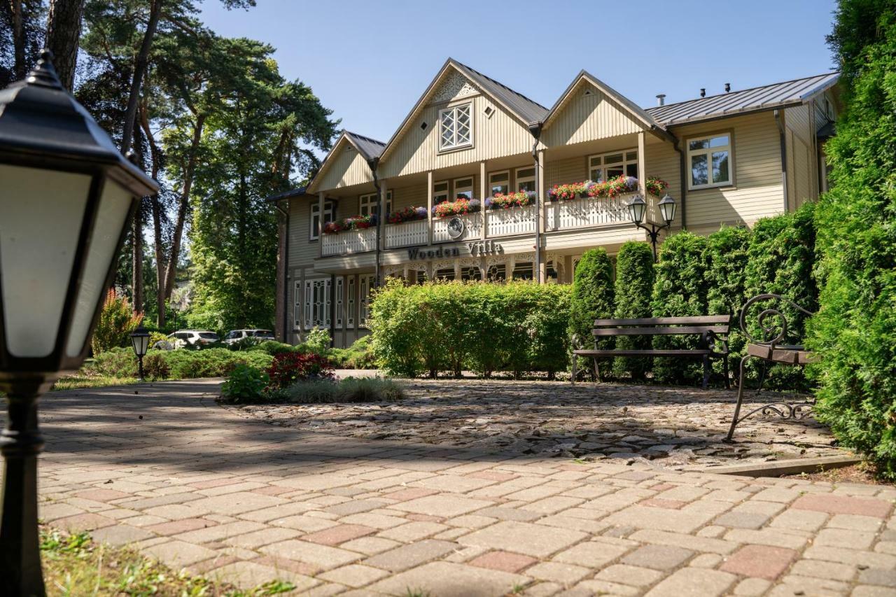 Wooden Villa Apartments Jūrkalne Екстериор снимка